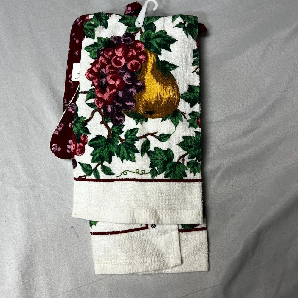 Sultan's Linens Kitchen Towel Set 3-Piece Cotton Fruit Grapes Pot Holder Mitt - Picture 4 of 5